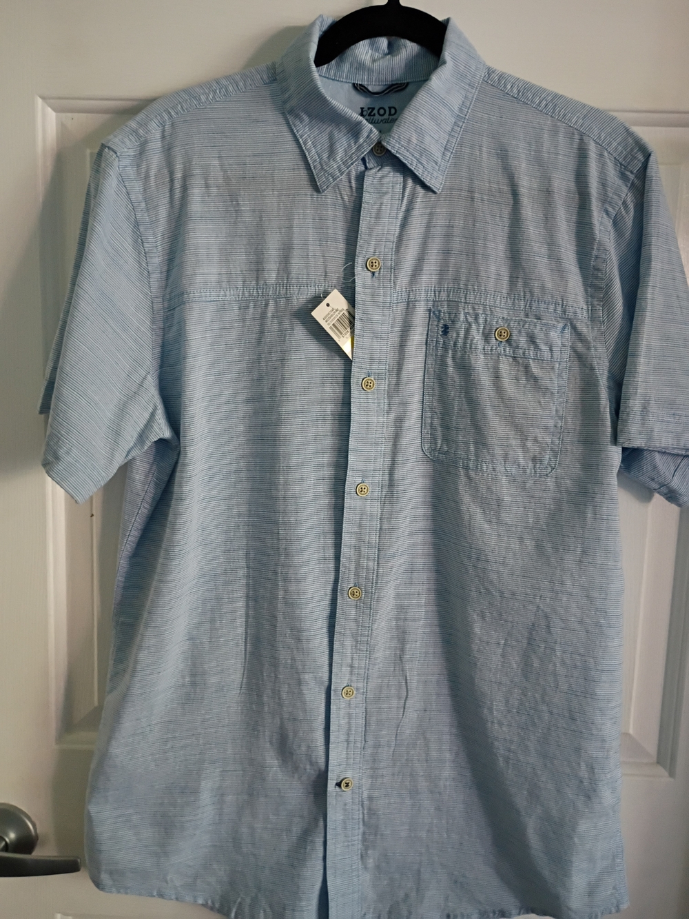IZOD Men’s Light Blue Short Sleeve Button-Up Shirt